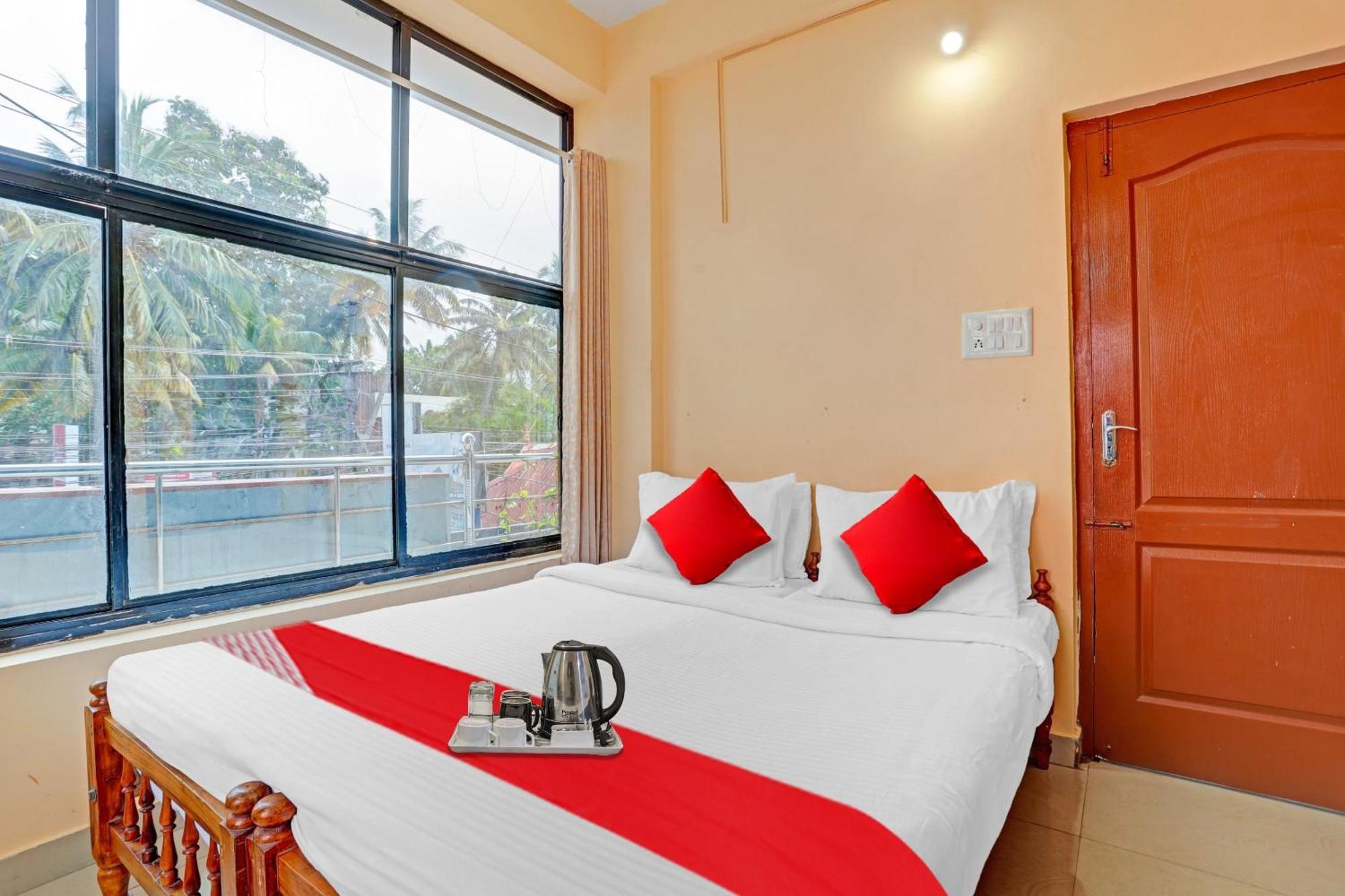 Hotel Spot On The New View Regency Thiruvananthapuram Esterno foto
