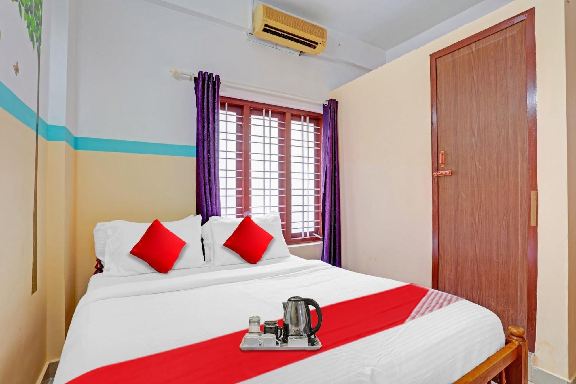 Hotel Spot On The New View Regency Thiruvananthapuram Esterno foto