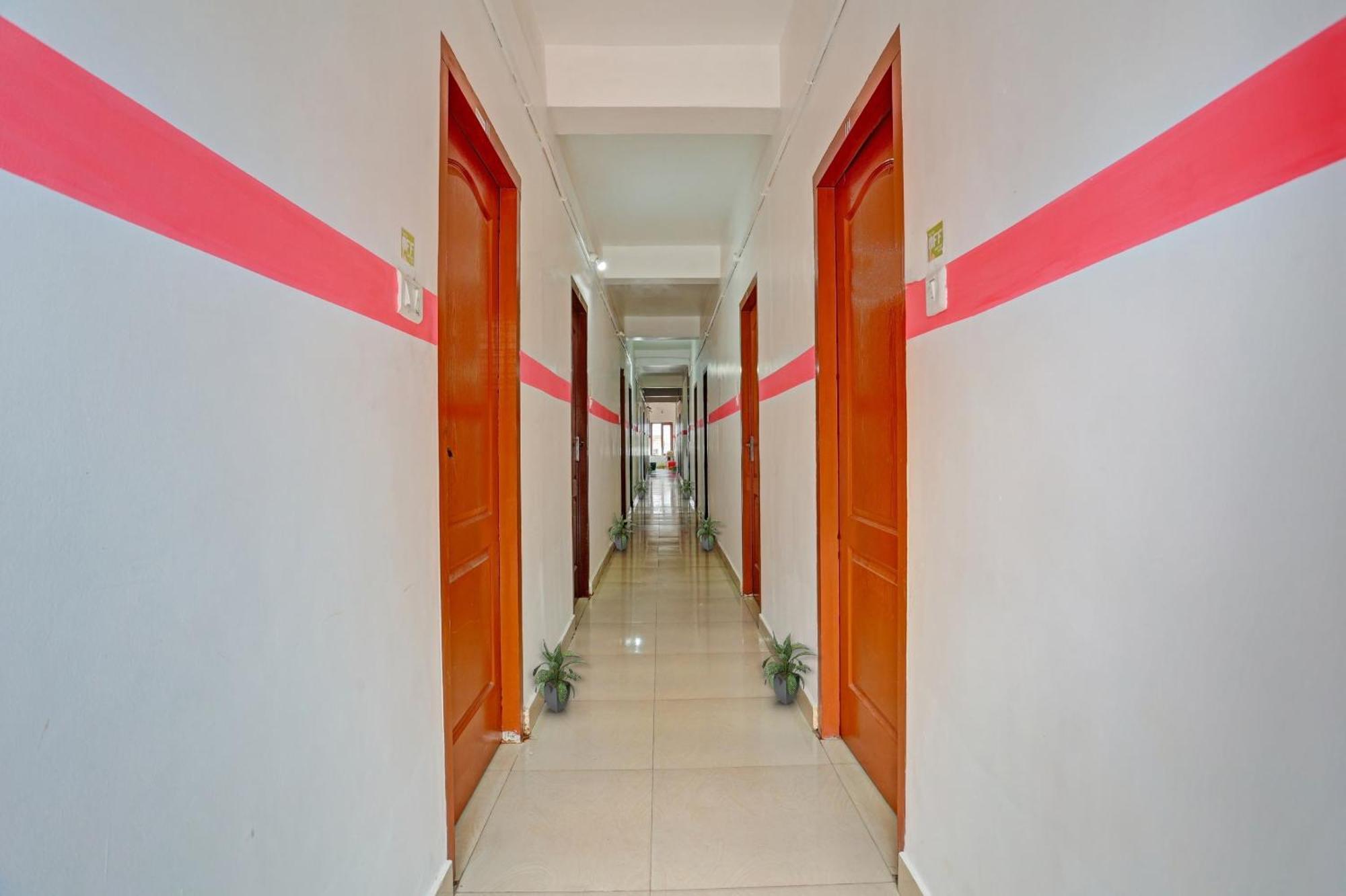 Hotel Spot On The New View Regency Thiruvananthapuram Esterno foto